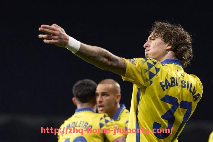 江南综合体育-德甲各球队合照背后的故事及文案创意分享